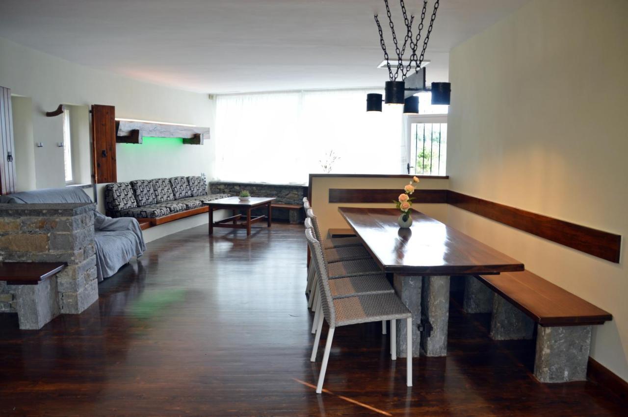 Refugi Del Esquirol Vila Sobremunt Exterior foto